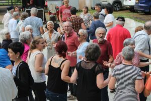 Cliché de notre audience lors d'un bal à rombas